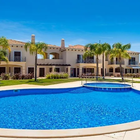 Villa Cascata, 3 Bedroom, Pool, Close To Olhos De Agua