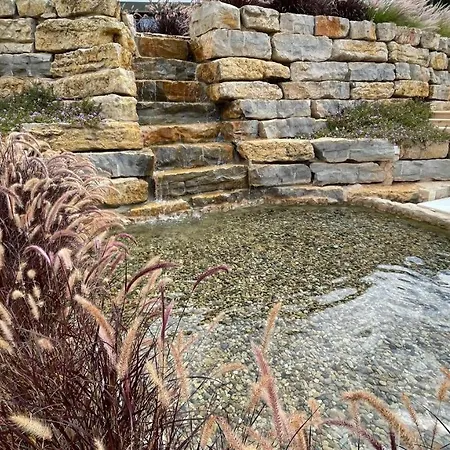 Villa Cascata, 3 Bedroom, Pool, Close To Olhos De Agua *