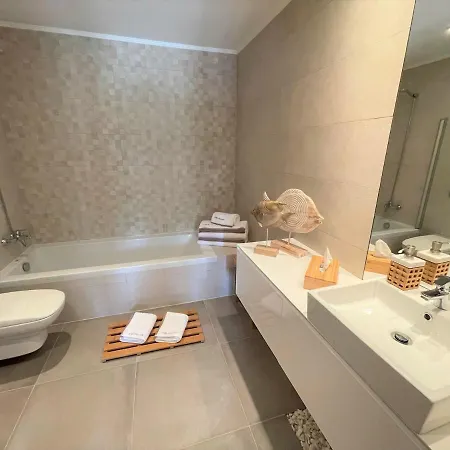 Cascata, 3 Bedroom, Pool, Close To Olhos De Agua ヴィラ